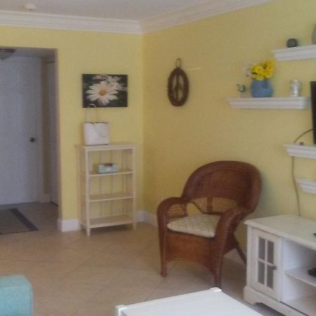 Ferienwohnung Beach Vacation Get-Away St. Pete Beach Exterior foto