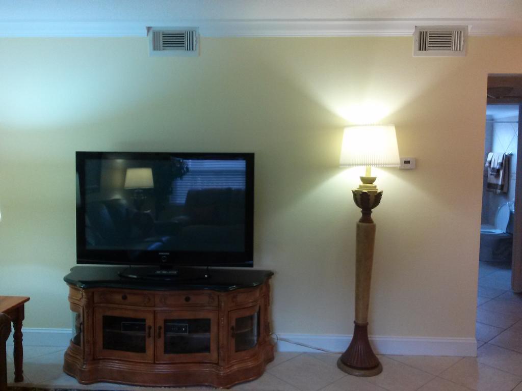 Ferienwohnung Beach Vacation Get-Away St. Pete Beach Zimmer foto