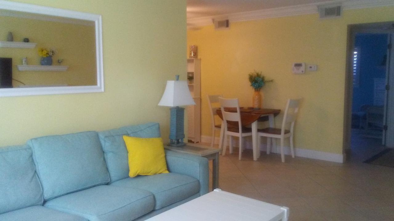 Ferienwohnung Beach Vacation Get-Away St. Pete Beach Exterior foto