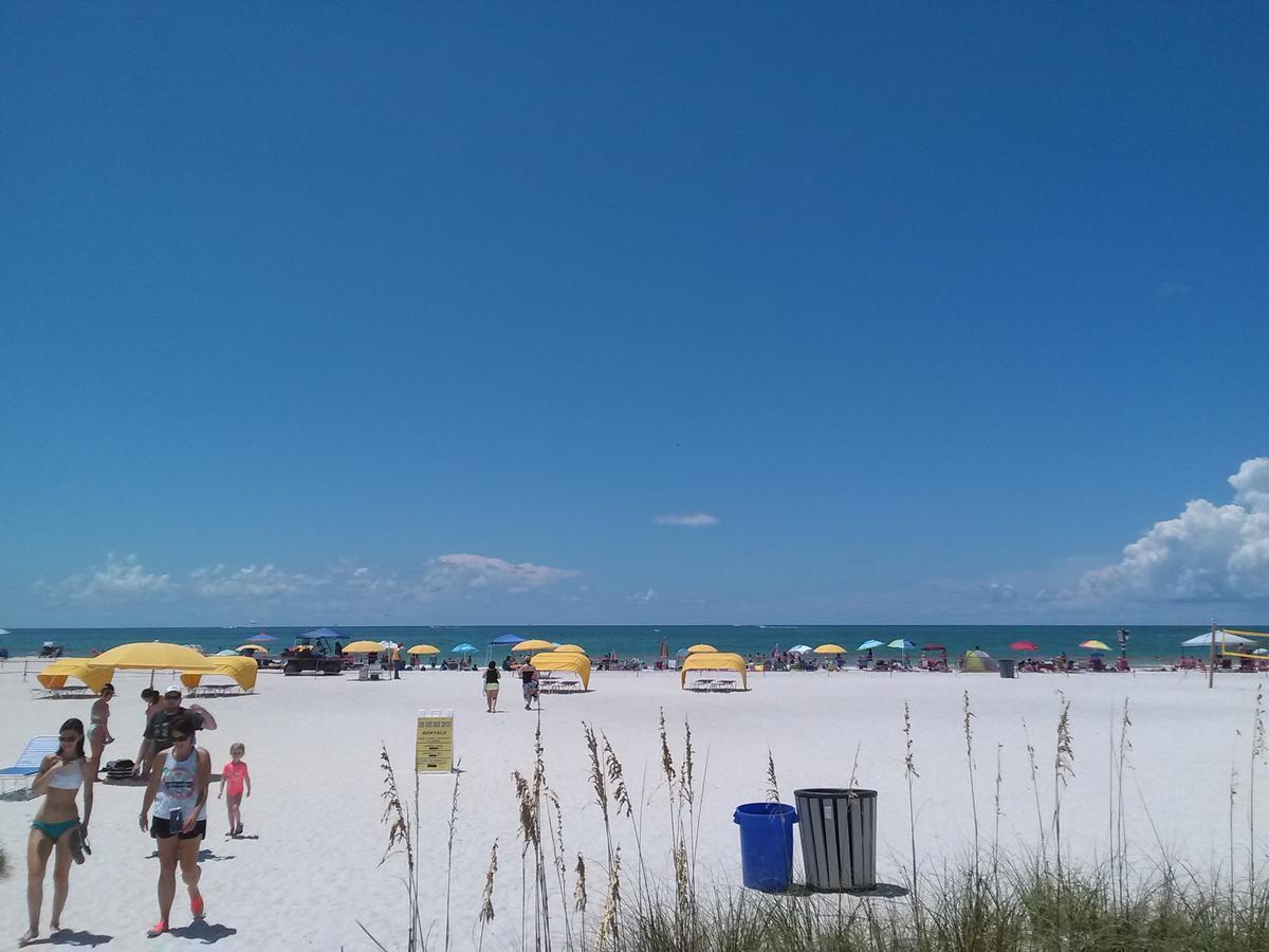 Ferienwohnung Beach Vacation Get-Away St. Pete Beach Exterior foto